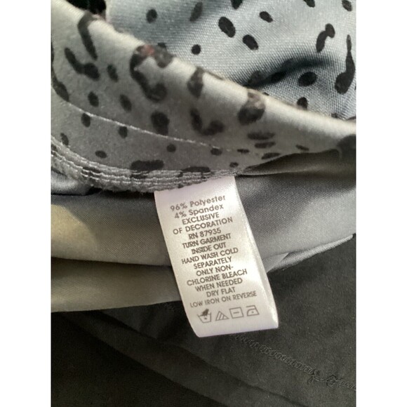 LOGO Lori Goldstein Women's Petite Plus Size 1XP Gray Velvet Leopard Print Pants - Picture 8 of 8